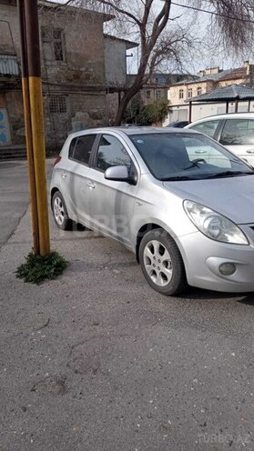 Hyundai i20 2009, 208,000 km - 1.4 л - Bakı