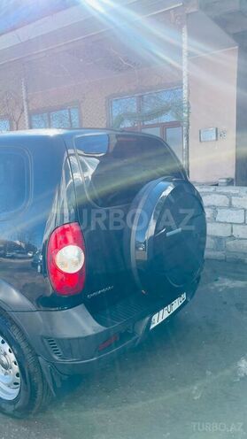 Chevrolet Niva 2012, 237,849 km - 1.7 л - Lerik