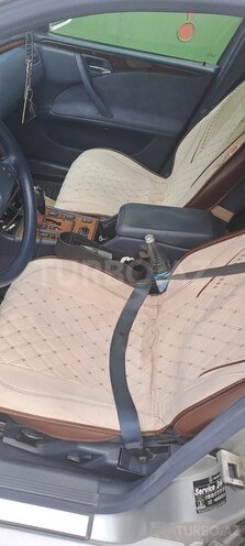 Mercedes E 240 1999, 309,000 km - 2.4 л - Ucar