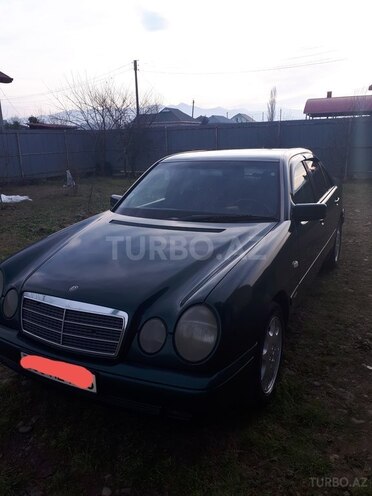 Mercedes E 220 d 1998, 689,000 km - 2.2 l - Masallı