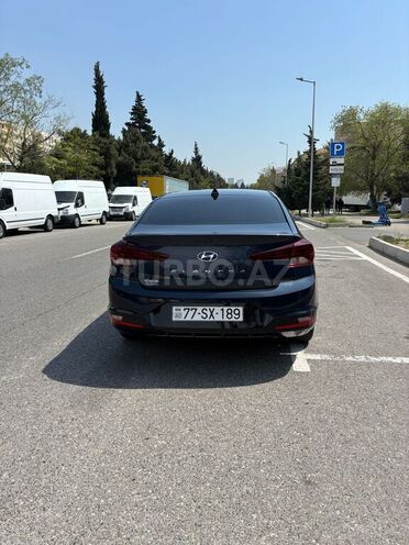 Hyundai Elantra 2019, 109,000 km - 2.0 l - Bakı