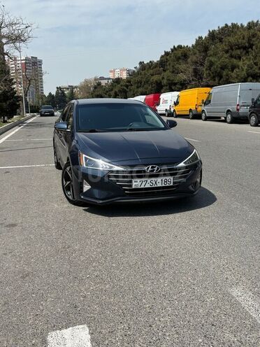 Hyundai Elantra 2019, 109,000 km - 2.0 l - Bakı