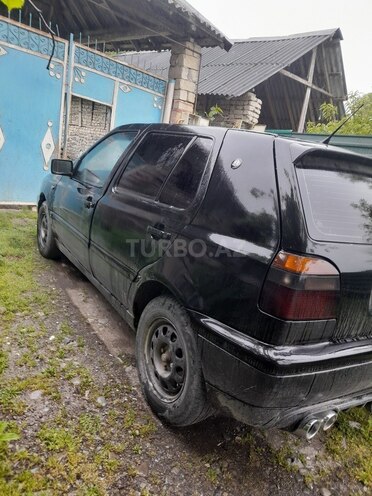 Volkswagen Golf 1996, 276,778 km - 2.0 l - Qəbələ