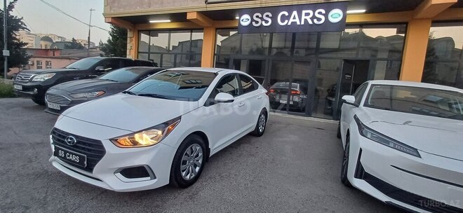 Hyundai Accent-9
