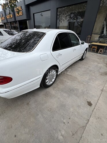 Mercedes E 270 2001, 440,000 km - 2.7 л - İmişli