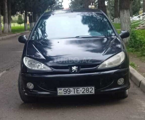 Peugeot 206 2004, 200,000 km - 1.4 l - Masallı