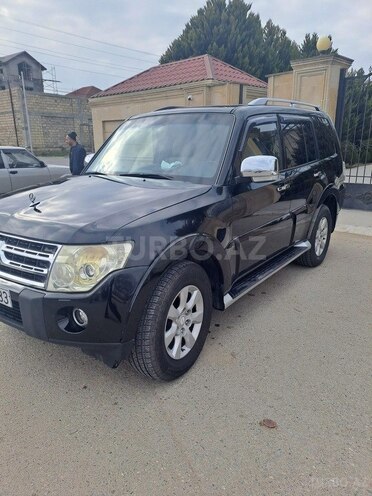 Mitsubishi Pajero 2011, 271,000 km - 3.5 л - Bakı