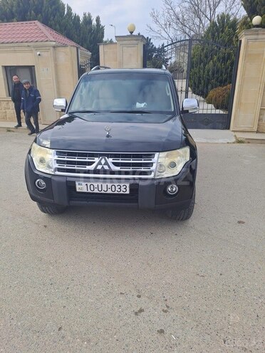 Mitsubishi Pajero 2011, 271,000 km - 3.5 л - Bakı
