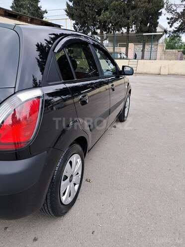 Kia Rio 2006, 253,300 km - 1.4 l - Tovuz