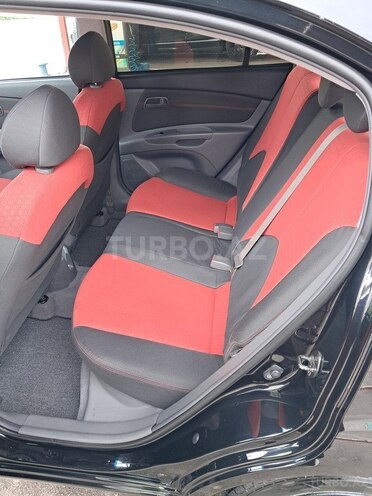 Kia Rio 2006, 253,300 km - 1.4 l - Tovuz