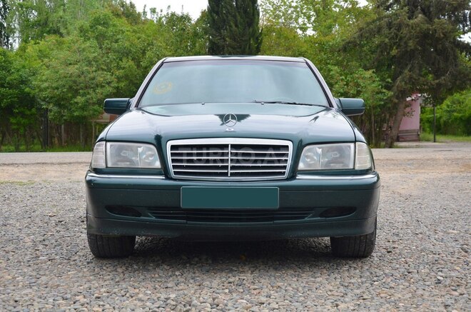 Mercedes C 220 d 1998, 382,052 km - 2.2 л - İmişli