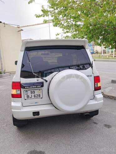 Mitsubishi Pajero io 2000, 279,000 km - 1.8 л - Bakı