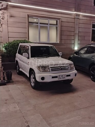 Mitsubishi Pajero io 2000, 279,000 km - 1.8 л - Bakı
