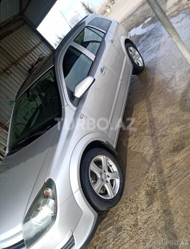 Opel Astra 2005, 245,000 km - 1.4 l - Beyləqan