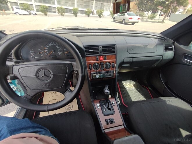 Mercedes C 180 1997, 327,483 km - 1.8 л - Bakı