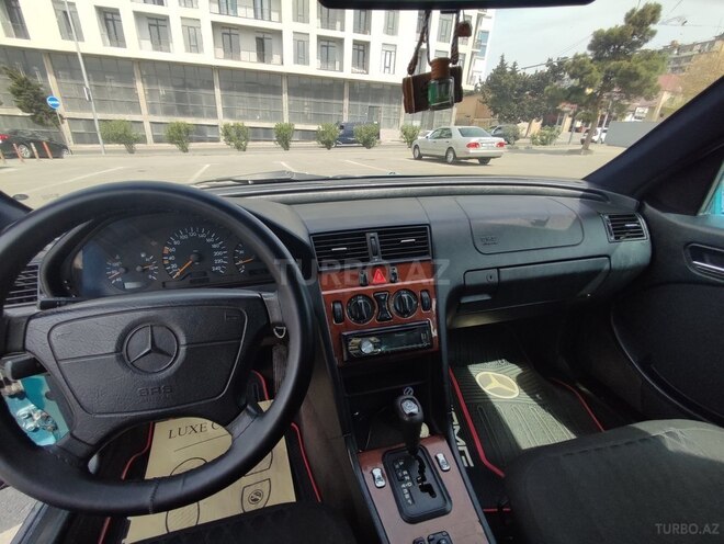 Mercedes C 180 1997, 327,483 km - 1.8 л - Bakı