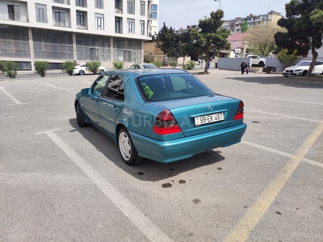 Mercedes C 180 1997, 327,483 km - 1.8 л - Bakı