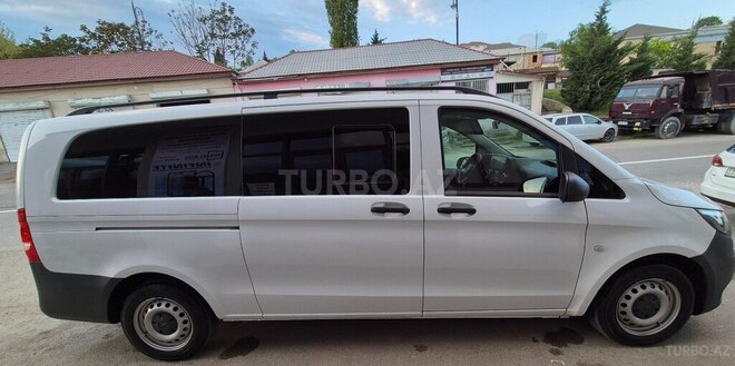 Mercedes Vito 114 2017, 308,000 km - 2.2 л - Bakı
