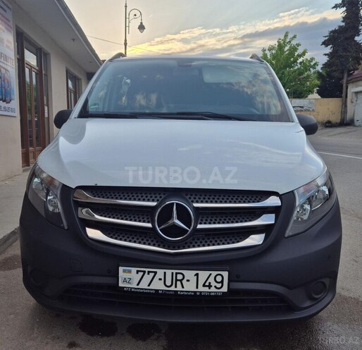 Mercedes Vito 114 2017, 308,000 km - 2.2 л - Bakı