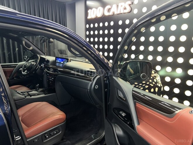 Lexus LX 450d 2018, 180,000 km - 4.5 л - Bakı