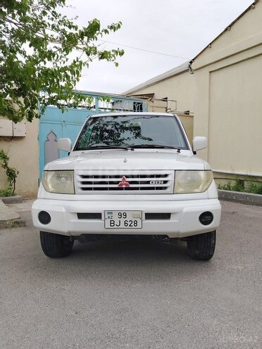 Mitsubishi Pajero io 2000, 279,000 km - 1.8 л - Bakı