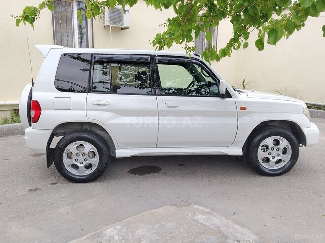 Mitsubishi Pajero io 2000, 279,000 km - 1.8 л - Bakı
