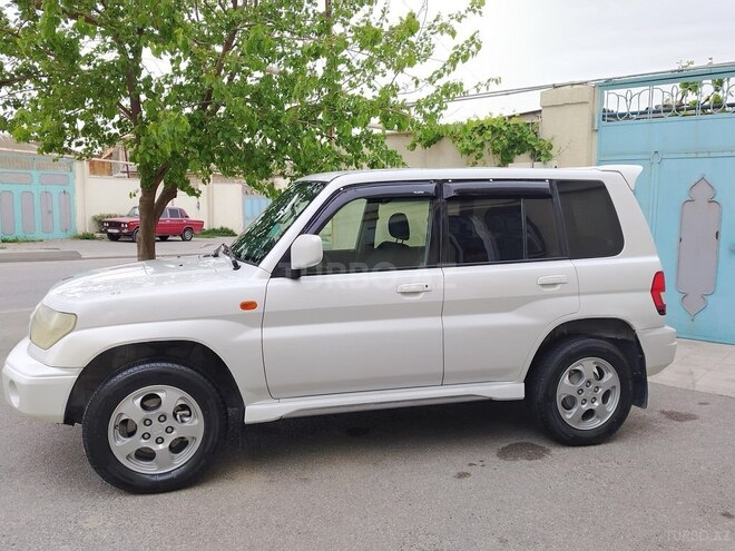 Mitsubishi Pajero io 2000, 279,000 km - 1.8 л - Bakı