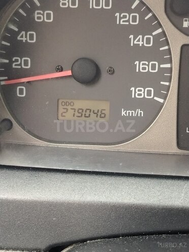 Mitsubishi Pajero io 2000, 279,000 km - 1.8 л - Bakı
