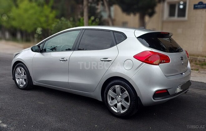 Kia Ceed 2013, 350,000 km - 1.6 l - Bakı