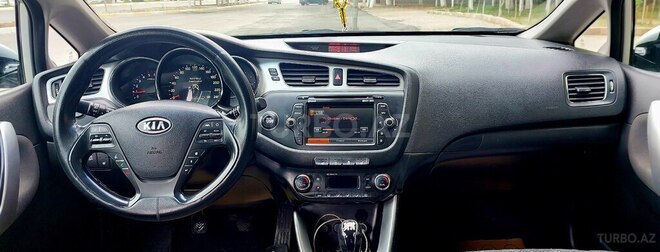 Kia Ceed 2013, 350,000 km - 1.6 l - Bakı