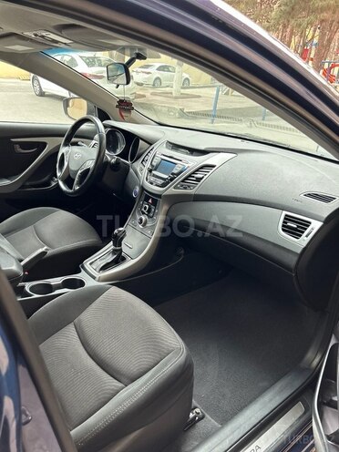 Hyundai Elantra 2015, 245,000 km - 1.8 l - Bakı
