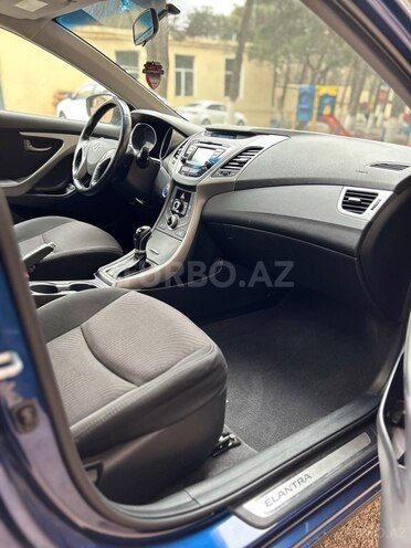 Hyundai Elantra 2015, 245,000 km - 1.8 l - Bakı