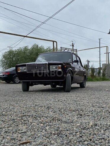 LADA (VAZ) 2107 2006, 70,000 km - 1.6 л - Salyan