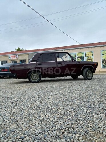 LADA (VAZ) 2107 2006, 70,000 km - 1.6 л - Salyan