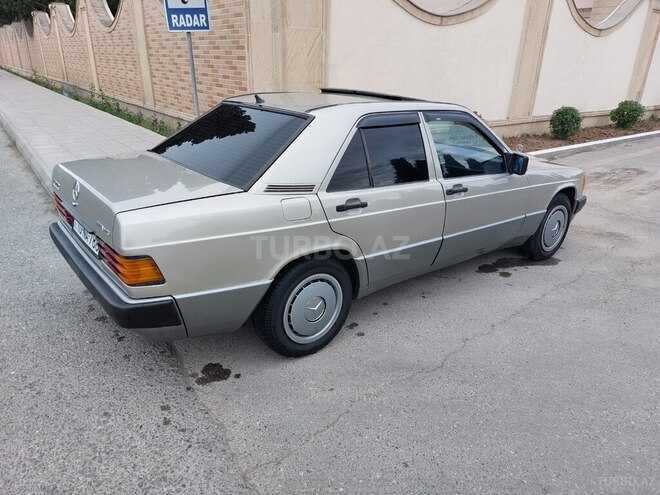 Mercedes 190 1990, 128,725 km - 2.0 л - Bərdə