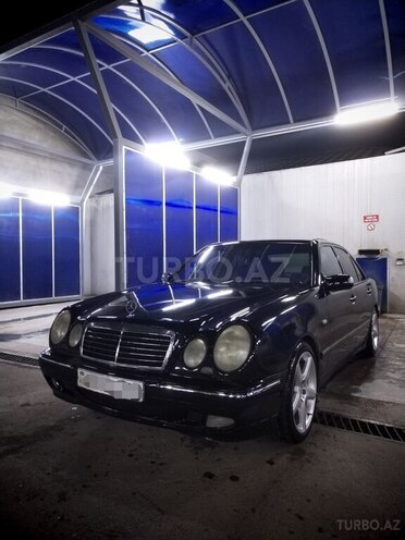 Mercedes E 240 1998, 303,000 km - 2.4 l - Gəncə