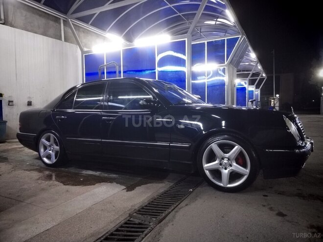 Mercedes E 240 1998, 303,000 km - 2.4 l - Gəncə