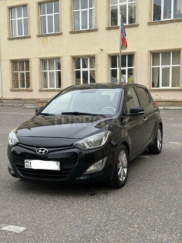 Hyundai i20 2012, 120,000 km - 1.4 l - Bakı