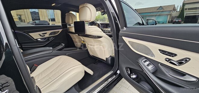 Mercedes-Maybach  2019, 36,700 km - 3.0 l - Bakı