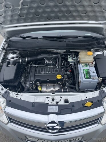 Opel Astra 2007, 208,000 km - 1.4 л - Beyləqan