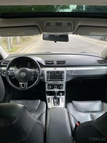 Volkswagen Passat 2010, 215,000 km - 2.0 l - Bakı