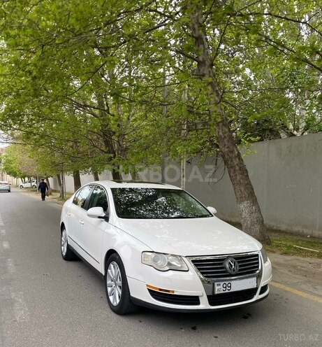 Volkswagen Passat 2010, 215,000 km - 2.0 l - Bakı