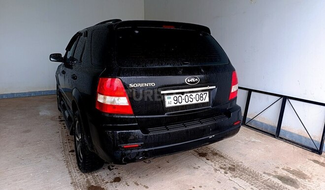 Kia Sorento 2005, 410,000 km - 2.4 l - Tovuz