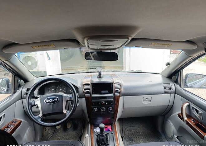 Kia Sorento 2005, 410,000 km - 2.4 l - Tovuz
