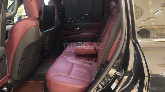 Lexus LX 600-13