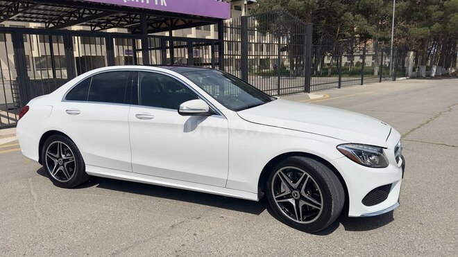 Mercedes C 300 2015, 179,000 km - 2.0 l - Sumqayıt