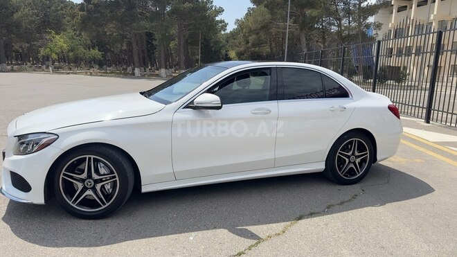 Mercedes C 300 2015, 179,000 km - 2.0 l - Sumqayıt