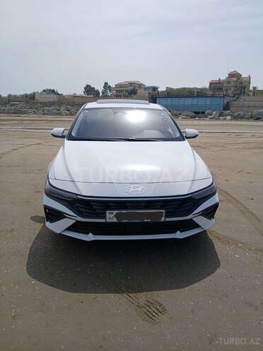 Hyundai Elantra 2024, 22,600 km - 1.5 l - Bakı