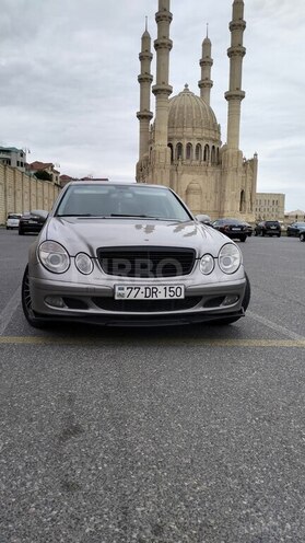 Mercedes E 220 d 2005, 302,759 km - 2.2 л - Bakı