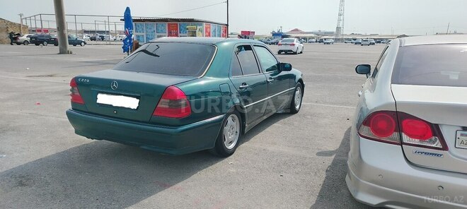 Mercedes C 220 1996, 393,000 km - 2.2 l - Şirvan